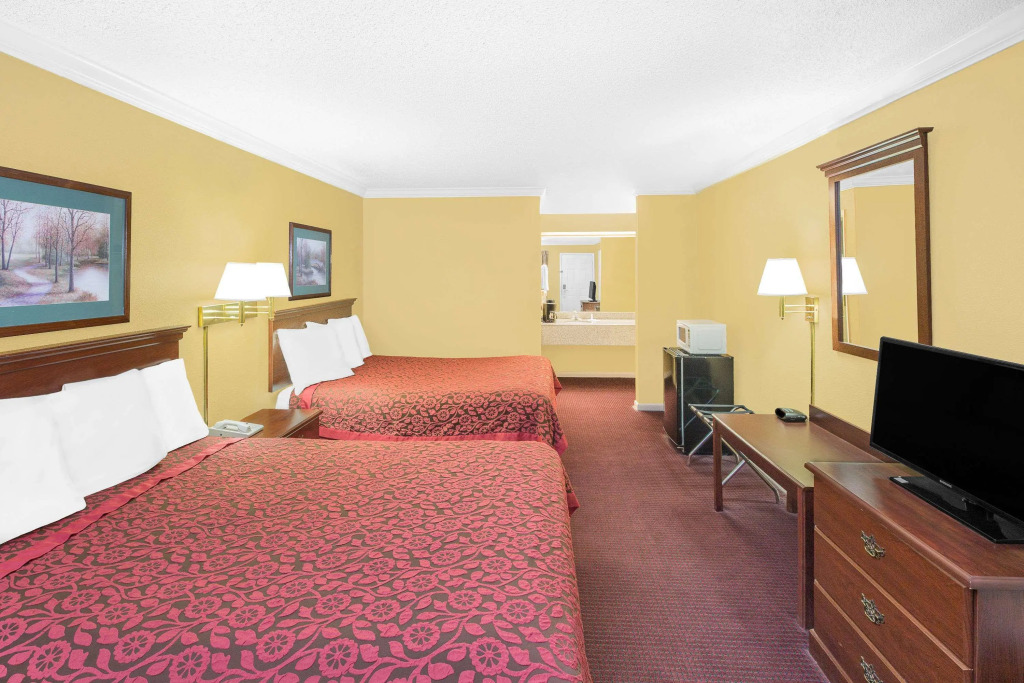 Days Inn North Little Rock East