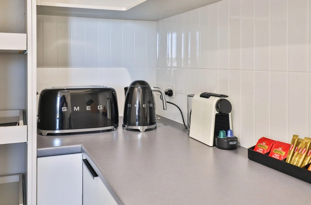 Indulge Apartments - City View Penthouses