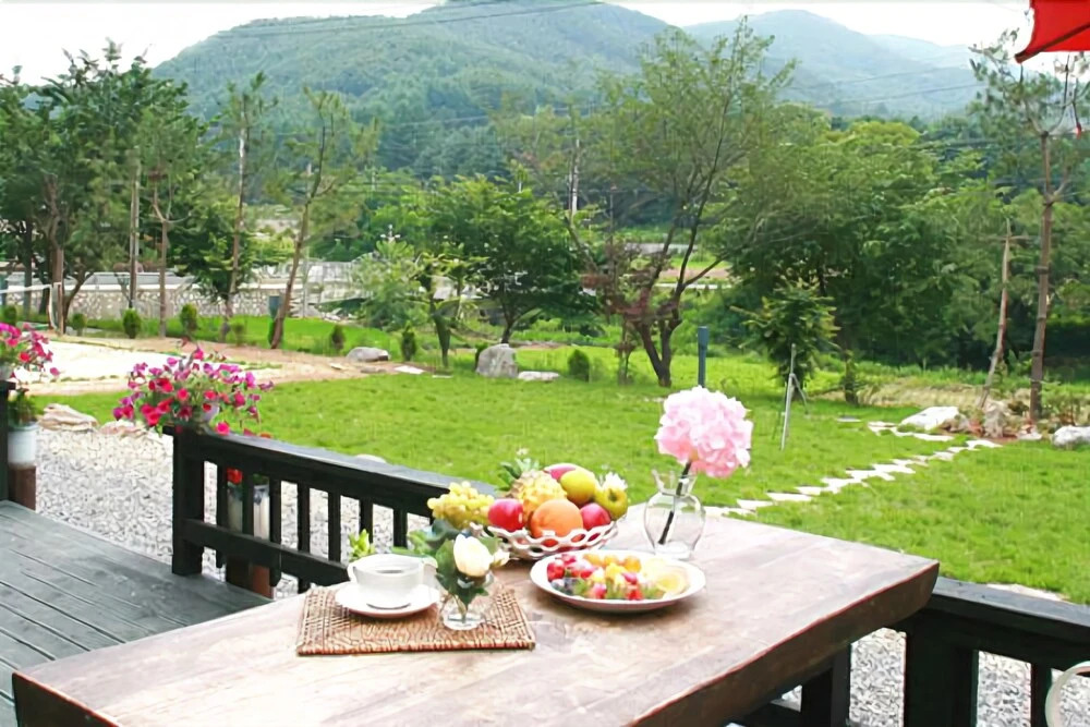 Yangpyeongwhite Tree Pension