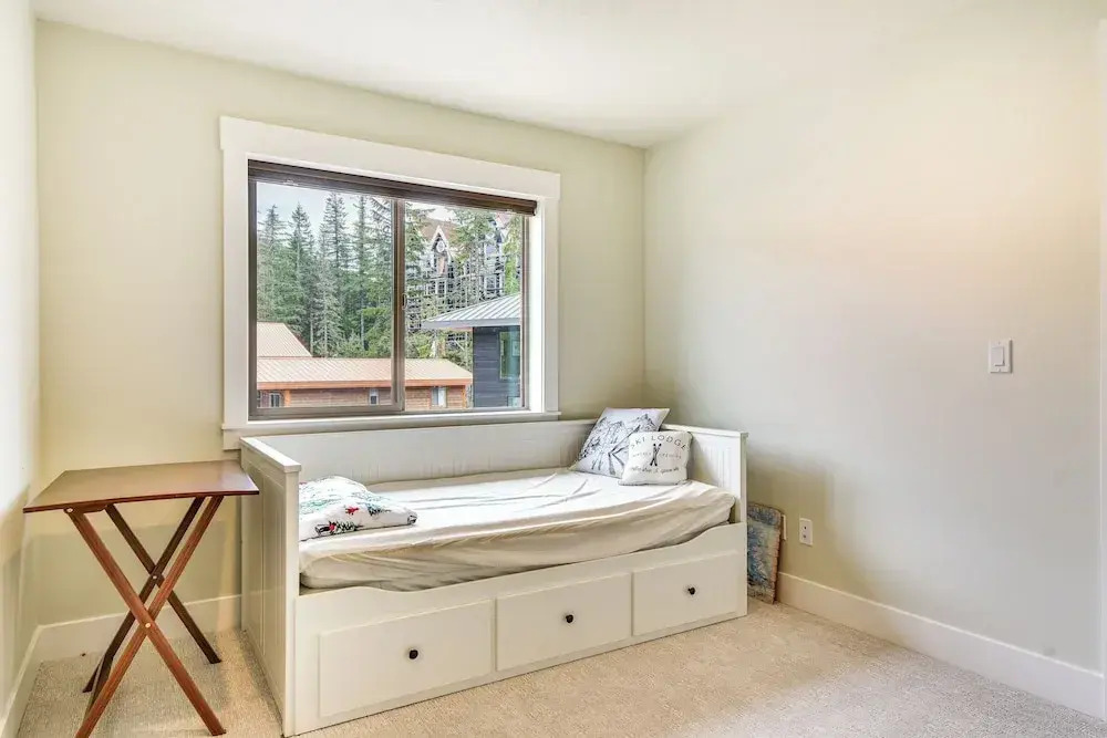 Government Camp Vacation Rental w/ Private Hot Tub