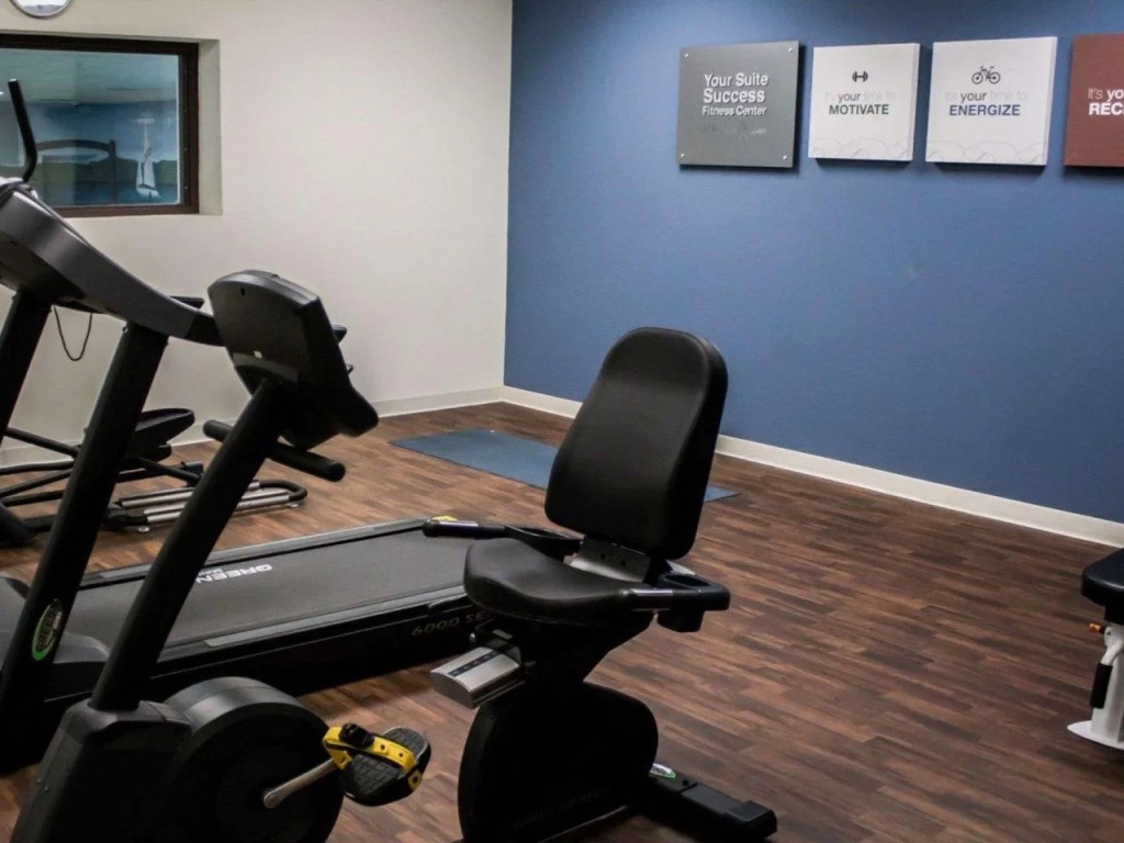 La Quinta Inn & Suites by Wyndham Lake George