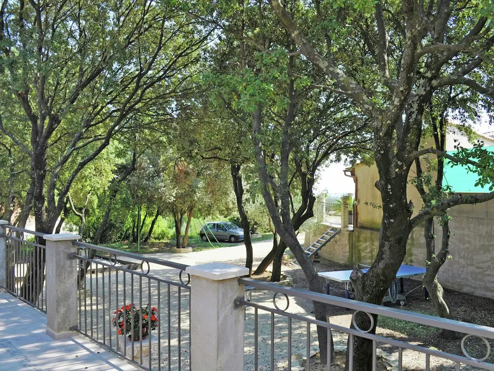 Villa in Lédenon with Private Pool