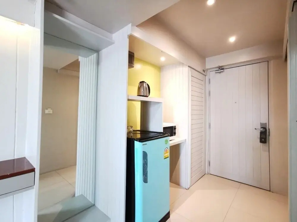 A Room Bangkok Sathorn