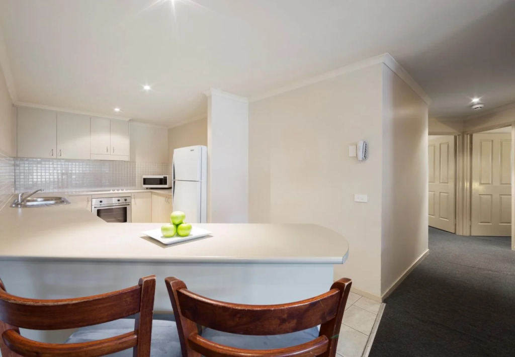 Best Western Plus Canberra Central Apartments Official