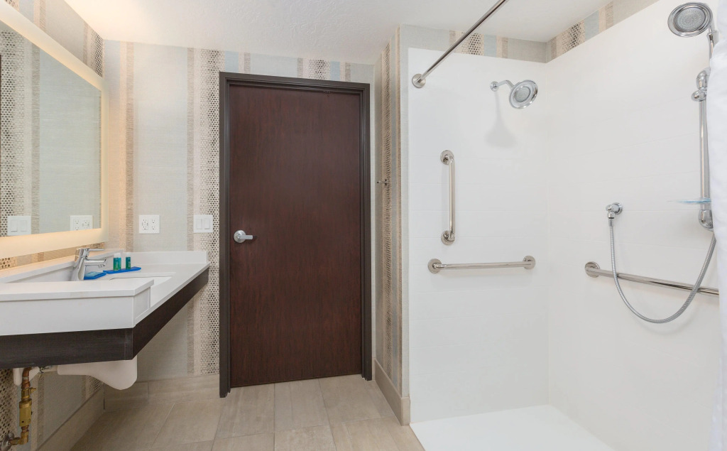 Holiday Inn Express Hotel & Suites Eugene Downtown - University by IHG