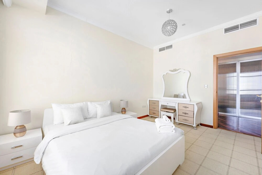 Spectacular 180 Degree Seaview 3 Bedrooms Listing By Owner