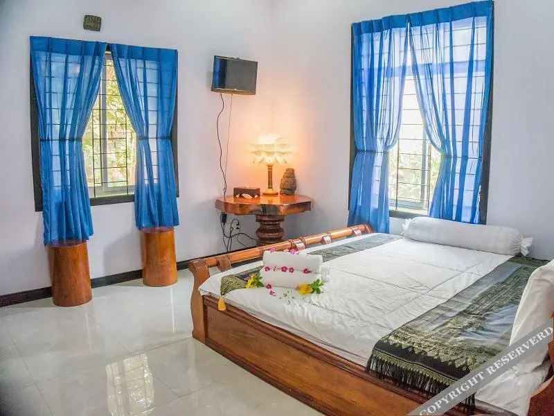 Sophat Villa
