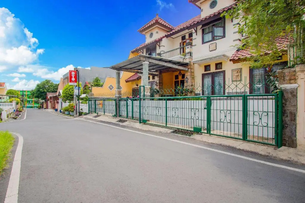 OYO 3217 The Ts Homestay