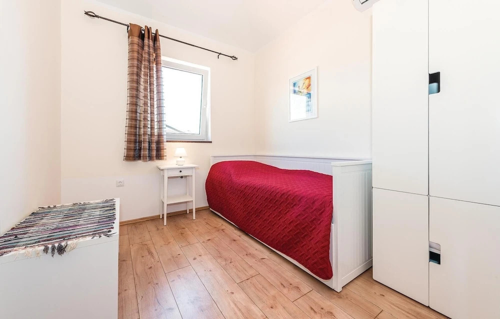 Stunning Home in Sibenik With Wifi and 5 Bedrooms