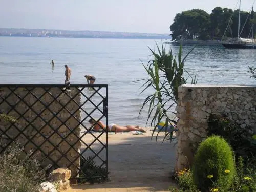 Apartments Villa Eden