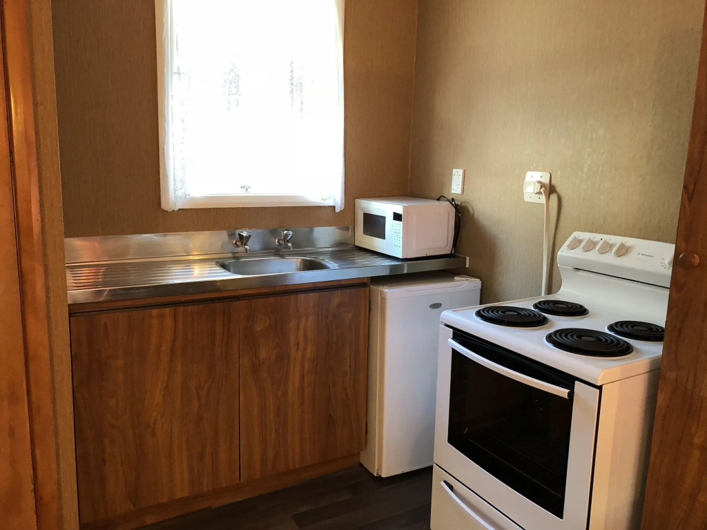 Dunrovin Motel