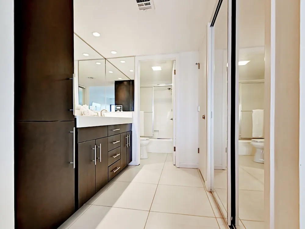 2800 Gulf Blvd Condo Unit 407 3 Bedrooms 2 Bathrooms Condo