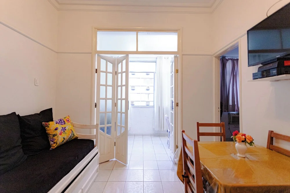 SUH Copacabana 103 Posto 6