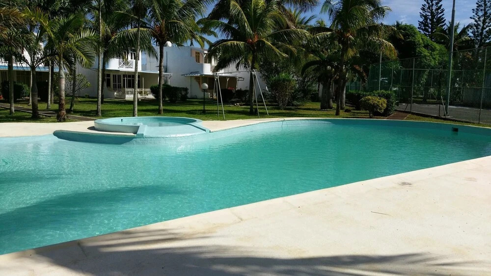 House With 3 Bedrooms in Trou-aux-biches, With Pool Access, Enclosed G