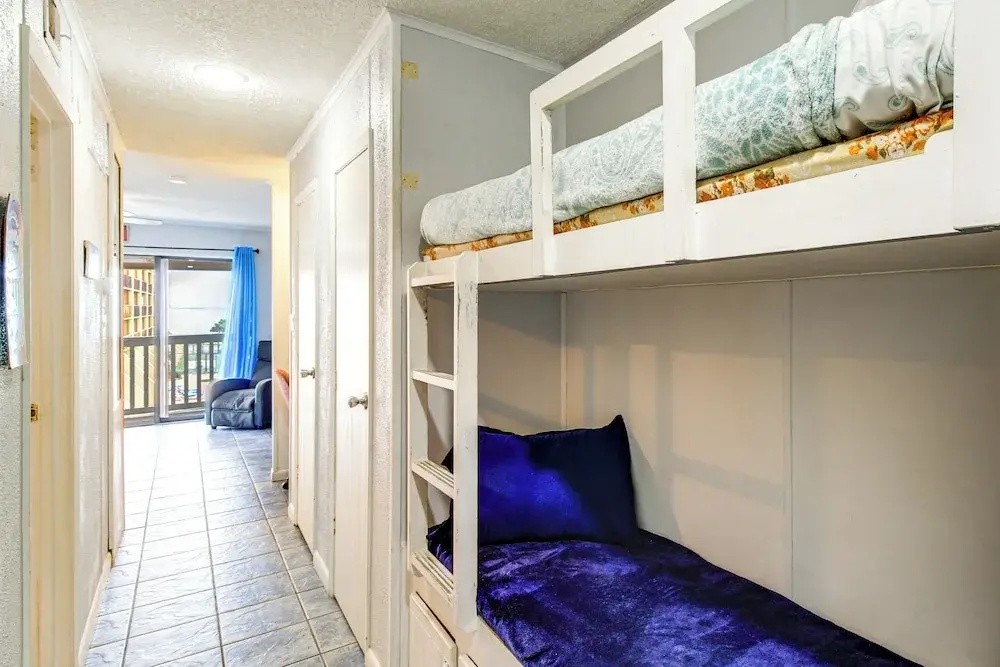 Steps to North Beach: Gem w/ Ocean-view Balcony