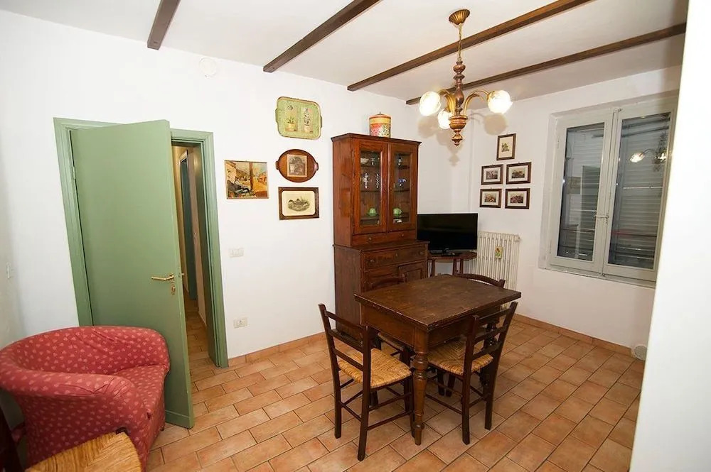 Casa Lapis