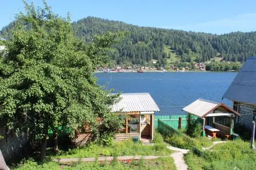 Gostevoy Dom Uyutniy Bereg