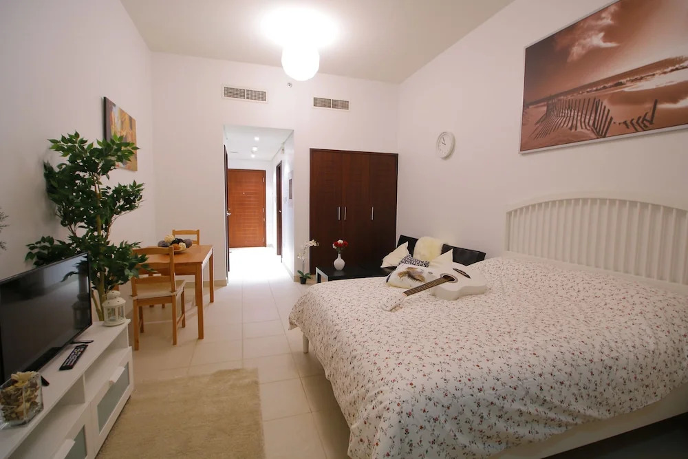 City Nights Holiday Homes - Boulevard Central Tower 2