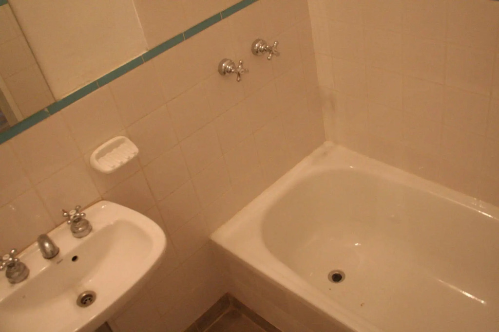 Sabatico Travelers Hostel & Guesthouse