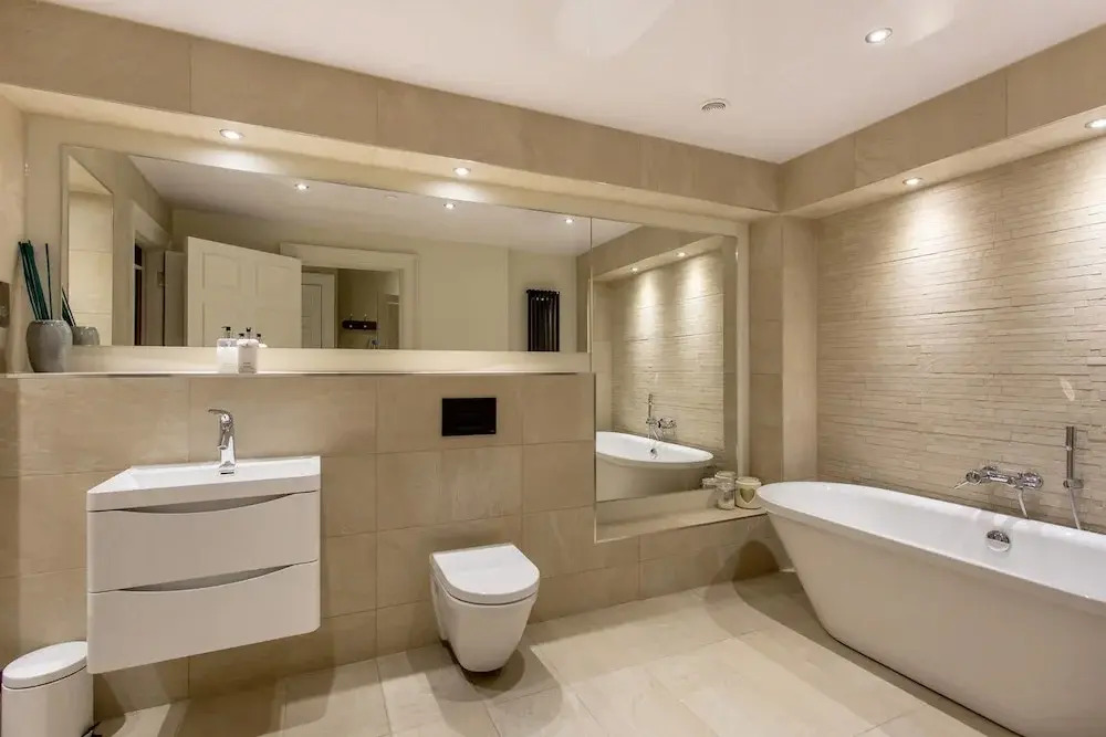 Heart of the City Luxury 3 Bedroom Apartment