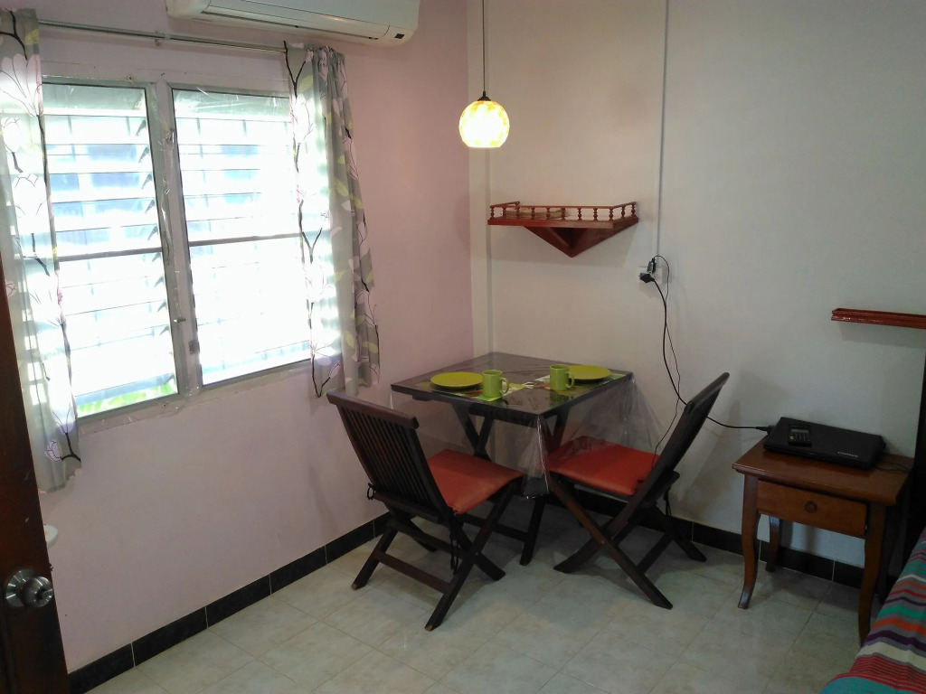 Studio with Aircon