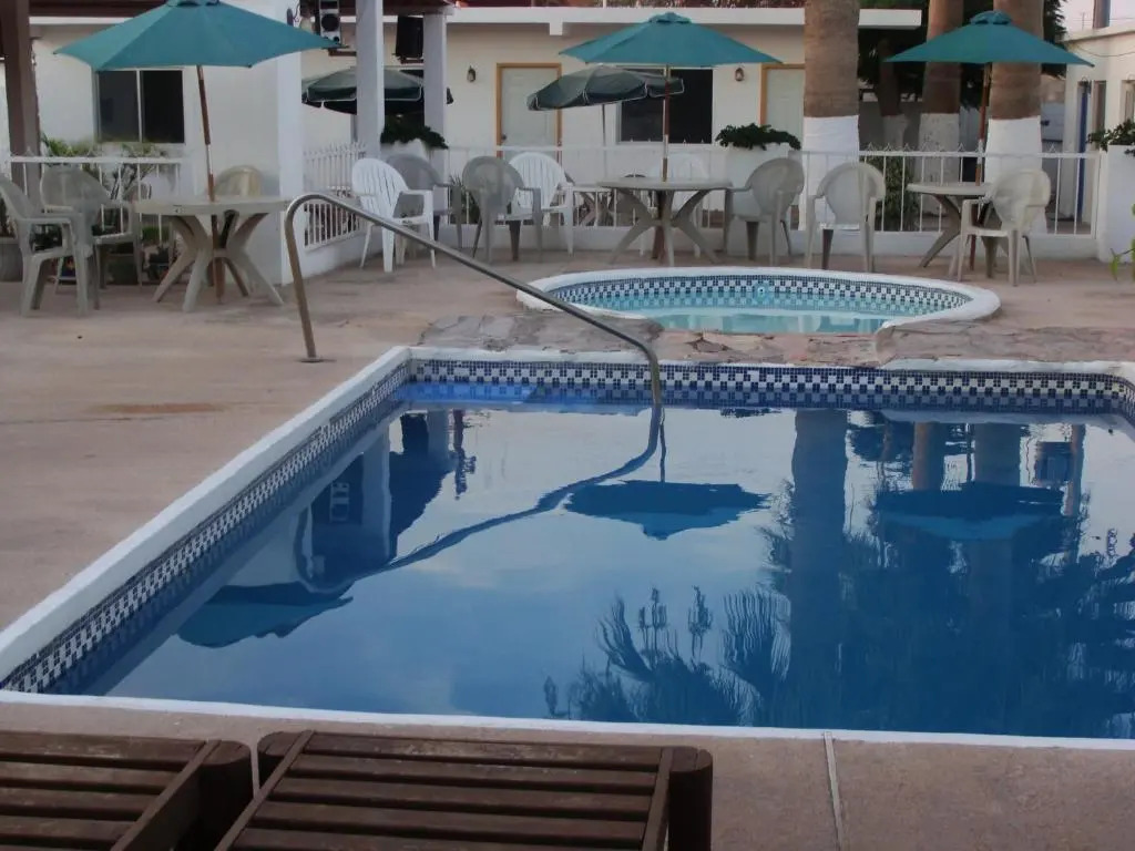 Eco Bay Hotel