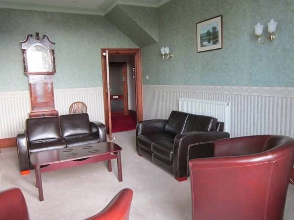 Min y Gaer Guest House