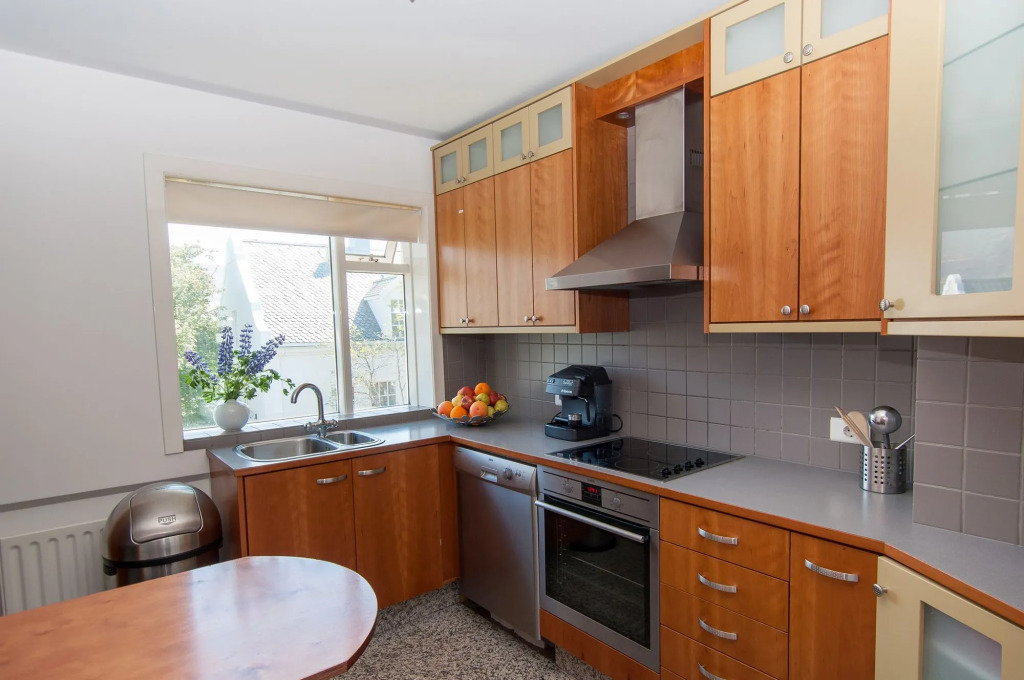 Pearl of the North Apartments