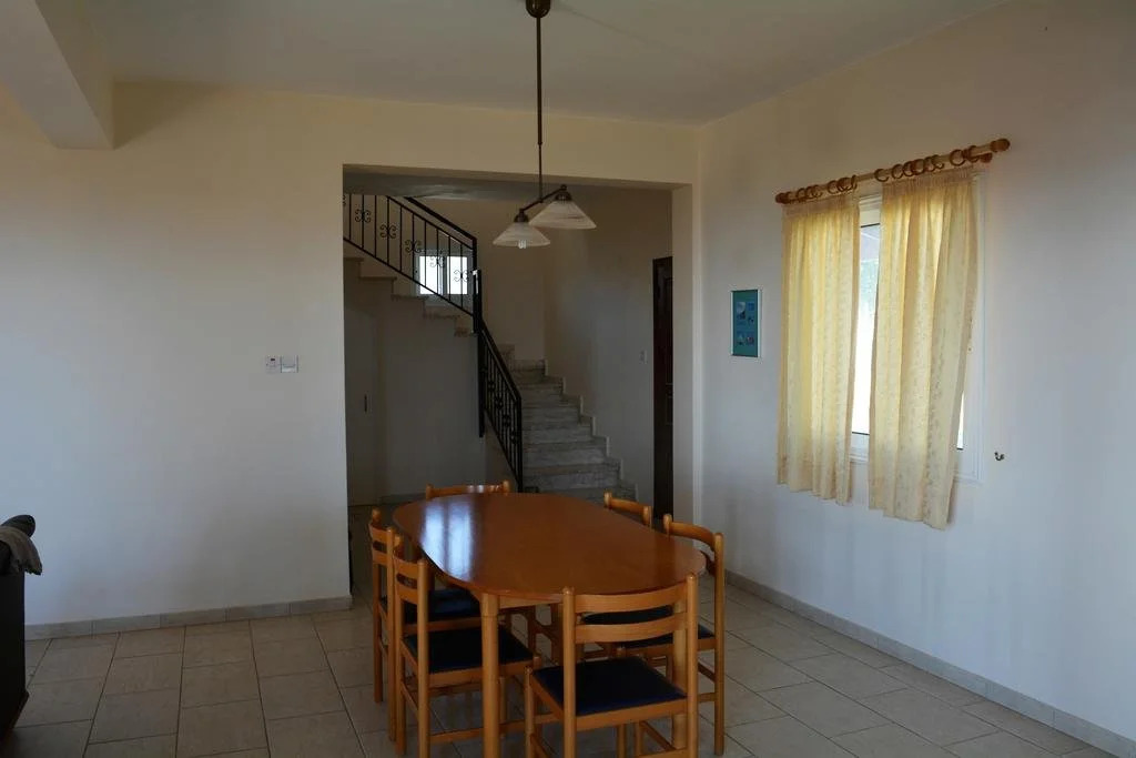 Chrysanthemum Villa