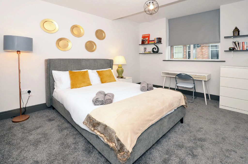 Townhouse PLUS @ London Road Stoke