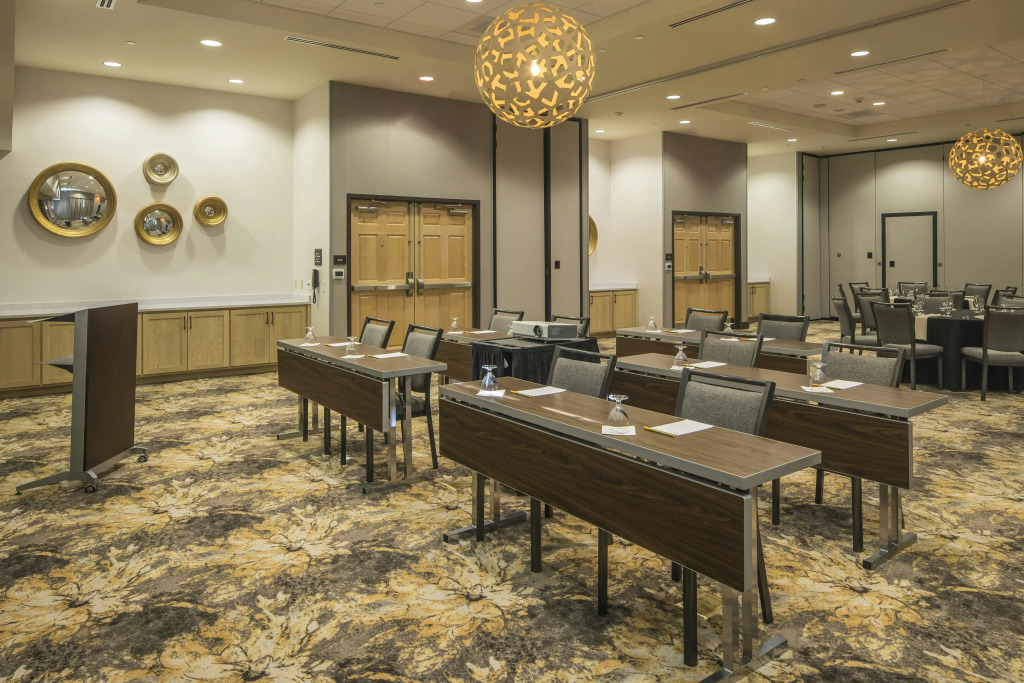 Hilton Garden Inn Pittsburgh Airport