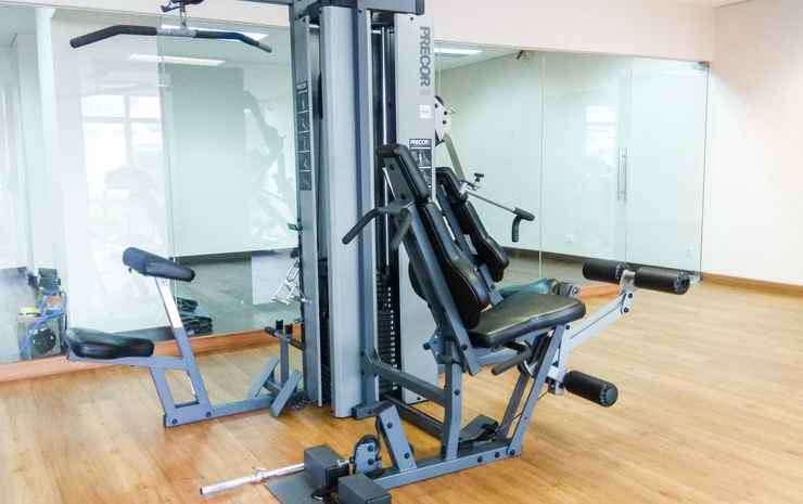 Studio Tifolia Apartment with Double Bed near LRT Station By Travelio