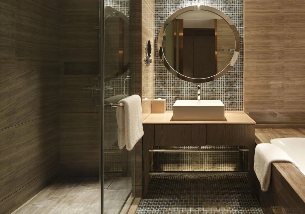 Four Points by Sheraton Luohe