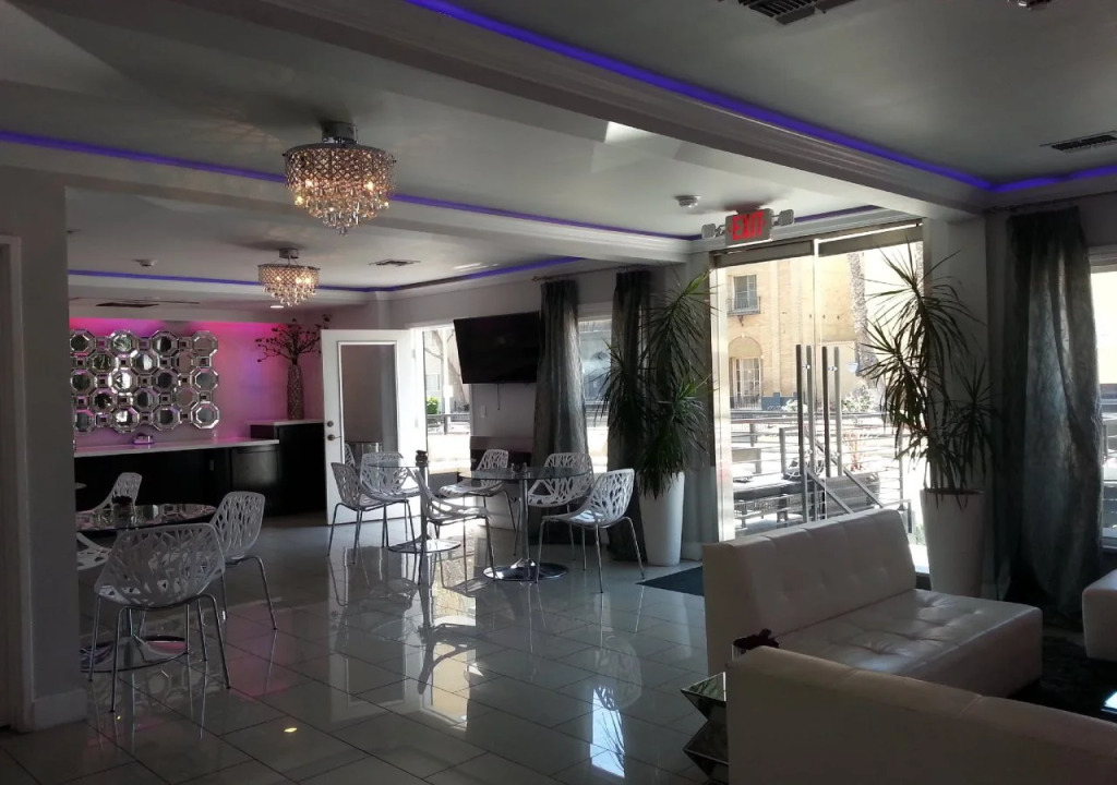Hollywood VIP Hotel
