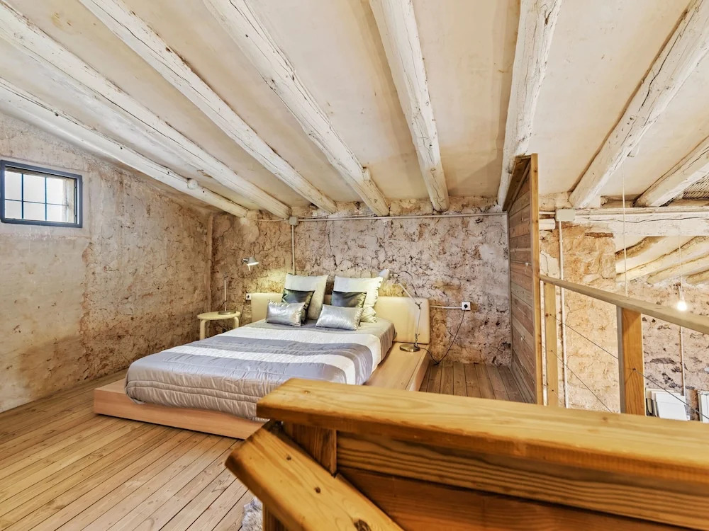 Cozy Fraga Country Escape