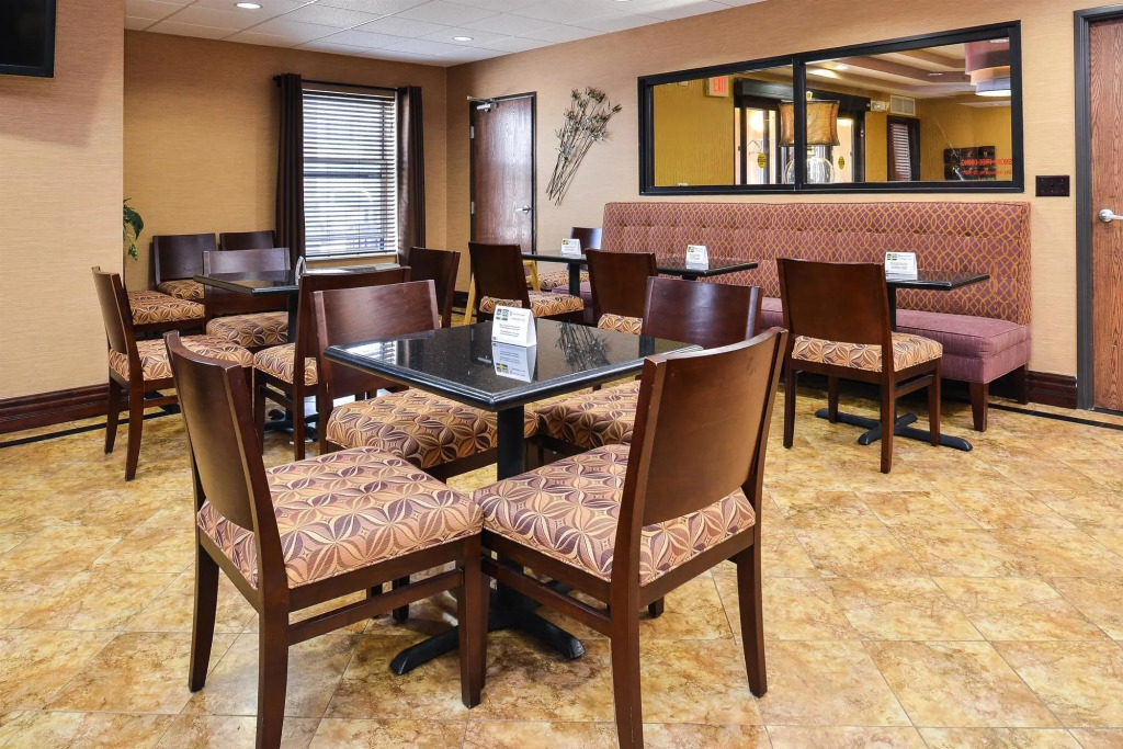 Best Western Plus Midwest Inn & Suites