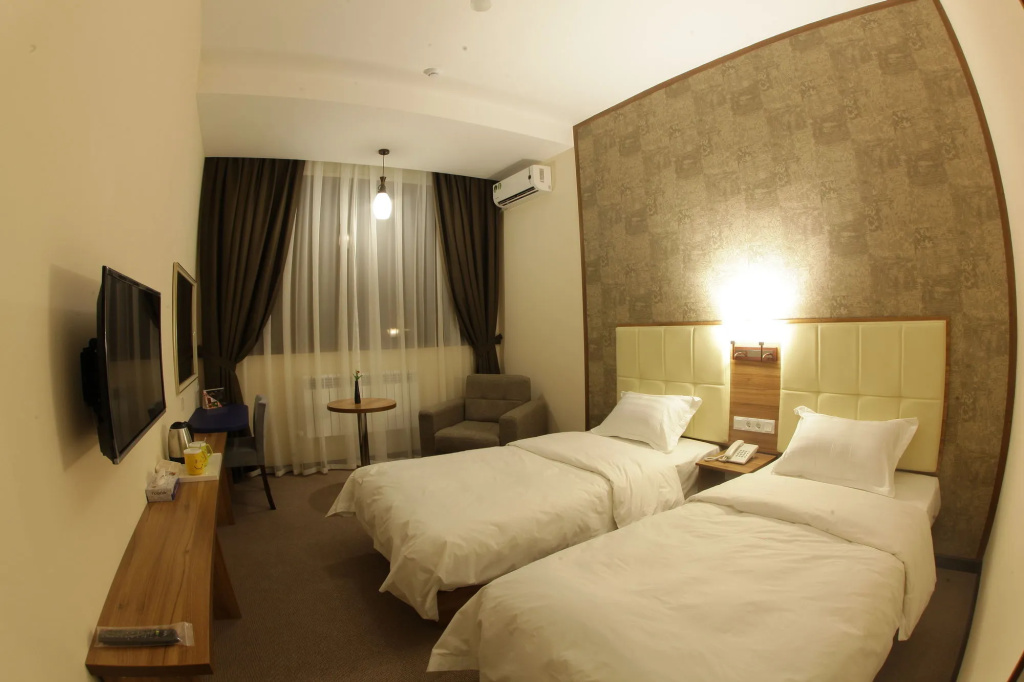 Sayyoh Hotel