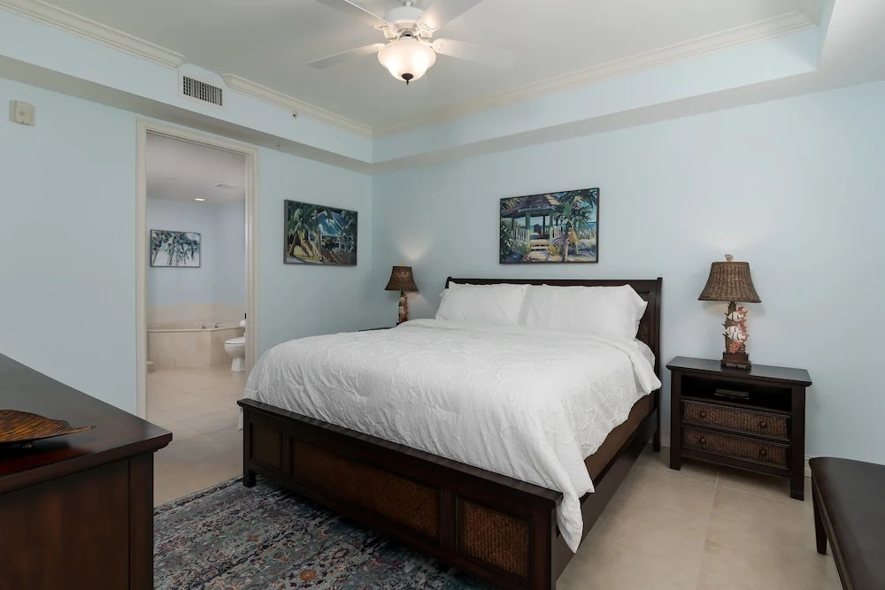 ~ The Bonita Paddle A202 ~ Beautiful Bonita Springs Condo With Mother In Law Suite! 3 Bedroom Condo by RedAwning