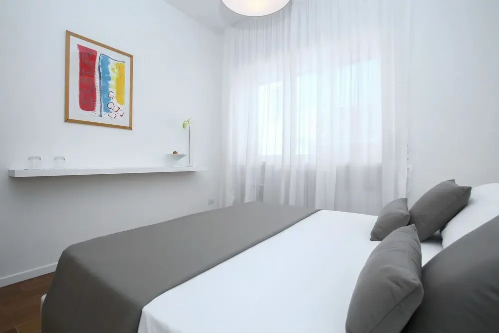 Starhost - GOLDEN APARTMENTS