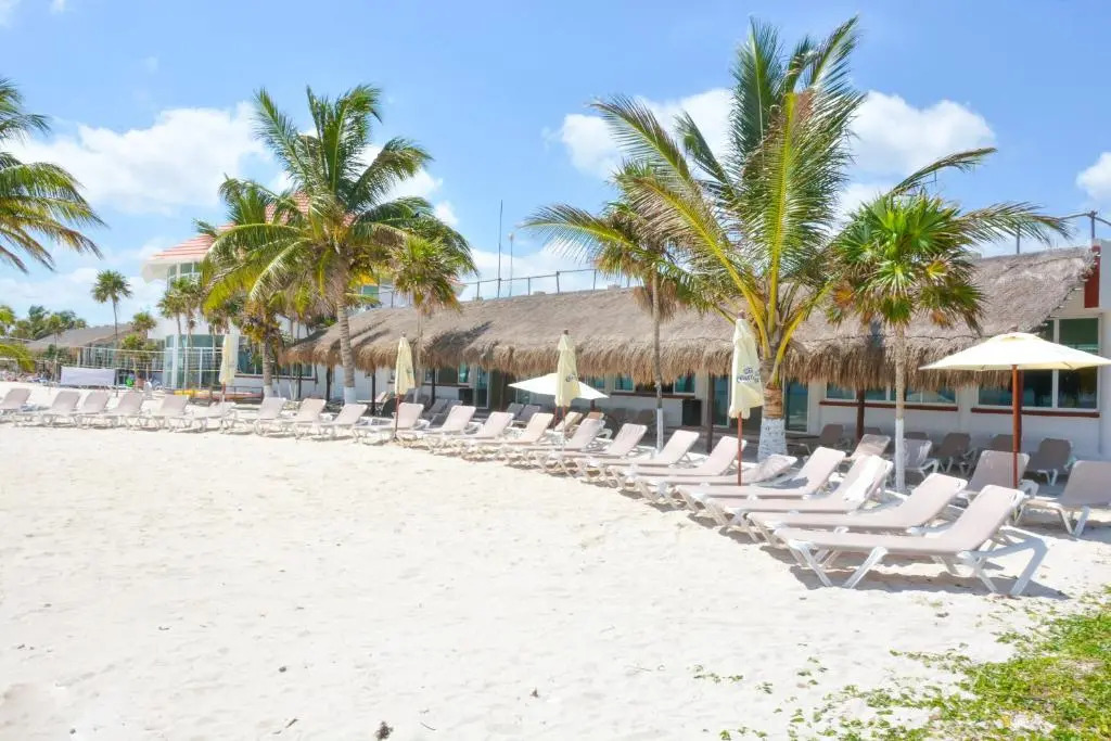 Hotel Caleta Tankah