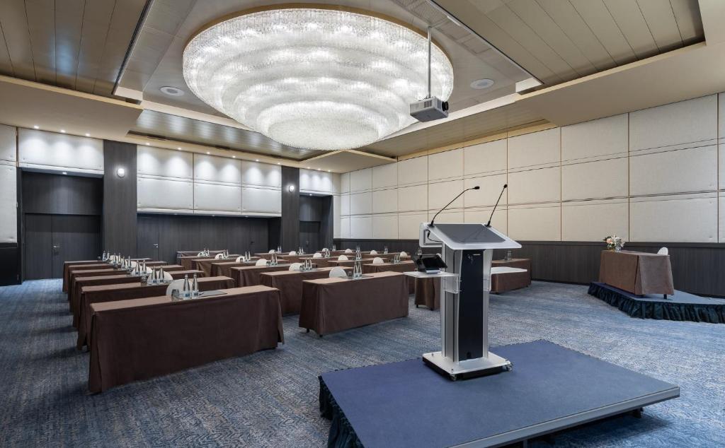 Crowne Plaza Geneva by IHG