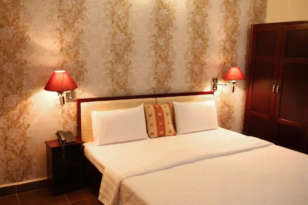 Youth House - Hostel