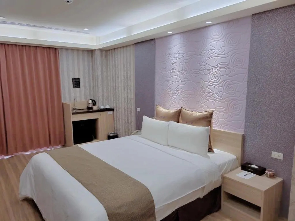 Golden Sands Motel