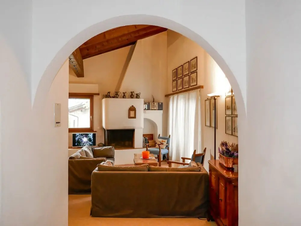 Apartment Chesa Prasüra 10 by Interhome