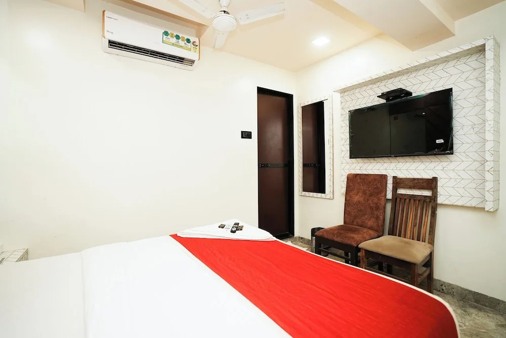 Hotel O Versova Inn