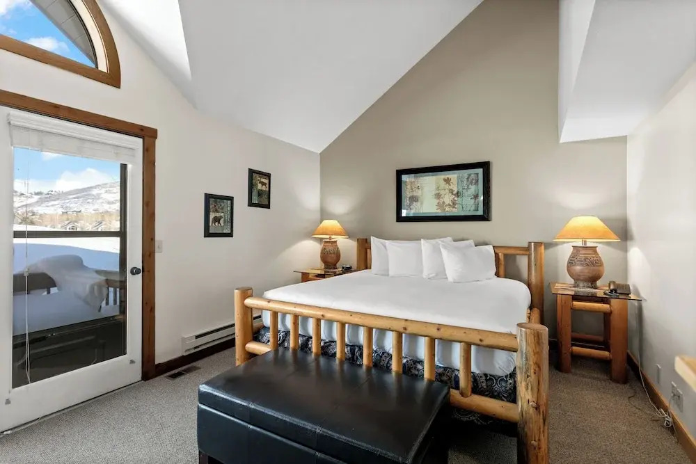 Queen Esther at Deer Valley Resort - Four Bedroom Condo with Hot Tub #2447 4 Condo