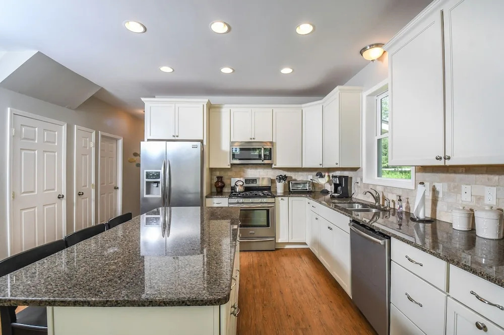 Deep Creek Dream 4 Bedroom House