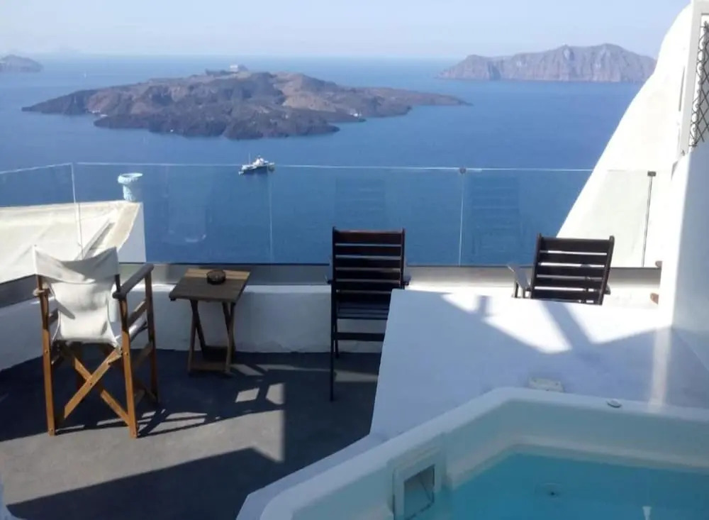 MK4 Cliff Suites