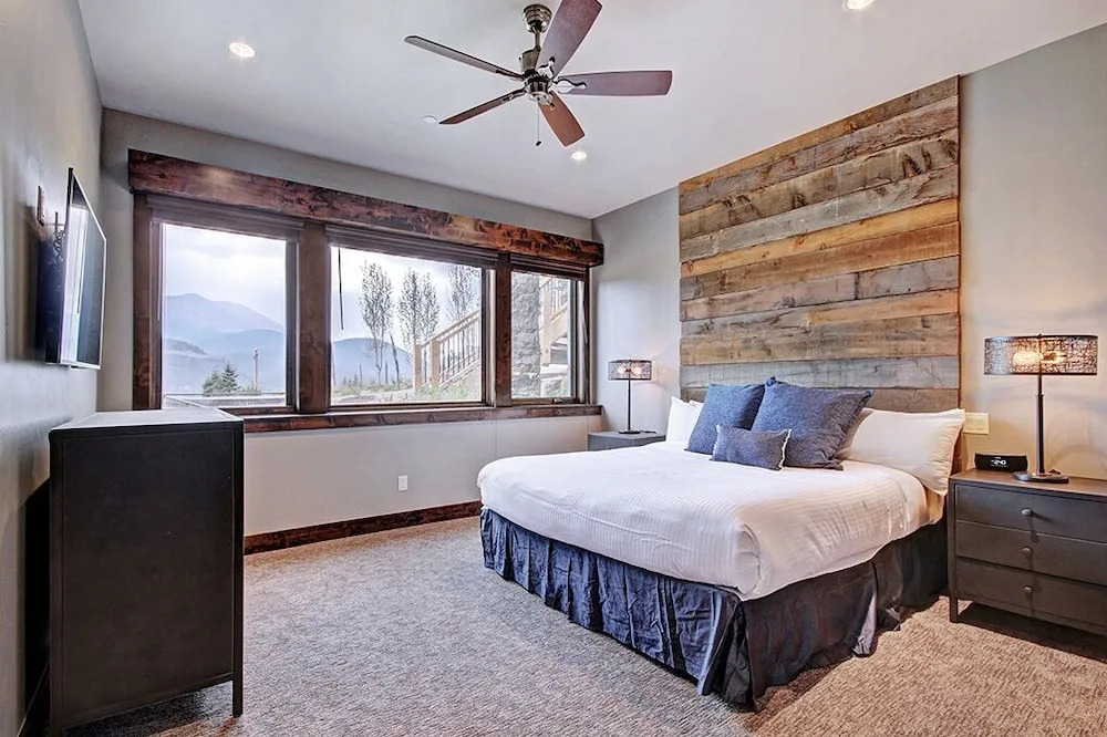The Overlook - 6 Br Home