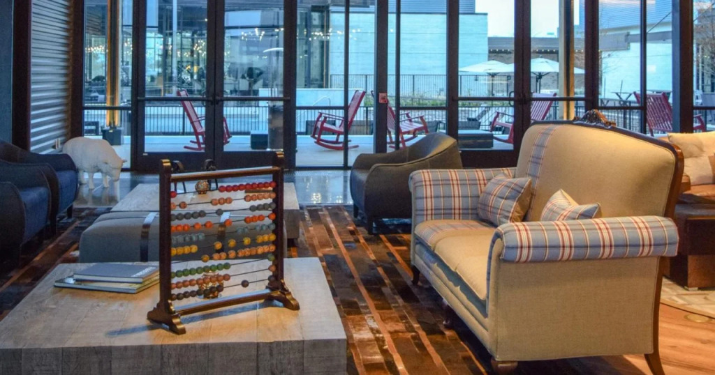 The George, by Valencia Hotel Collection